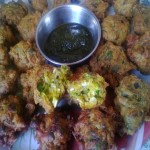 Methi-Ande Ke Pakode(Egg and Fenugreek Leaves Fritters)