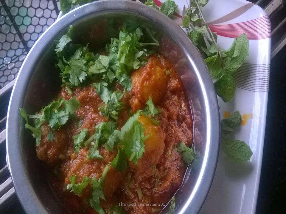 Aloo Dum(Aloor Dom) – Baby Potatoes in a thick gravy