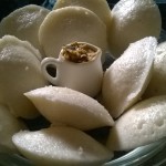 Idli(South Indian steamed Rice Cake)