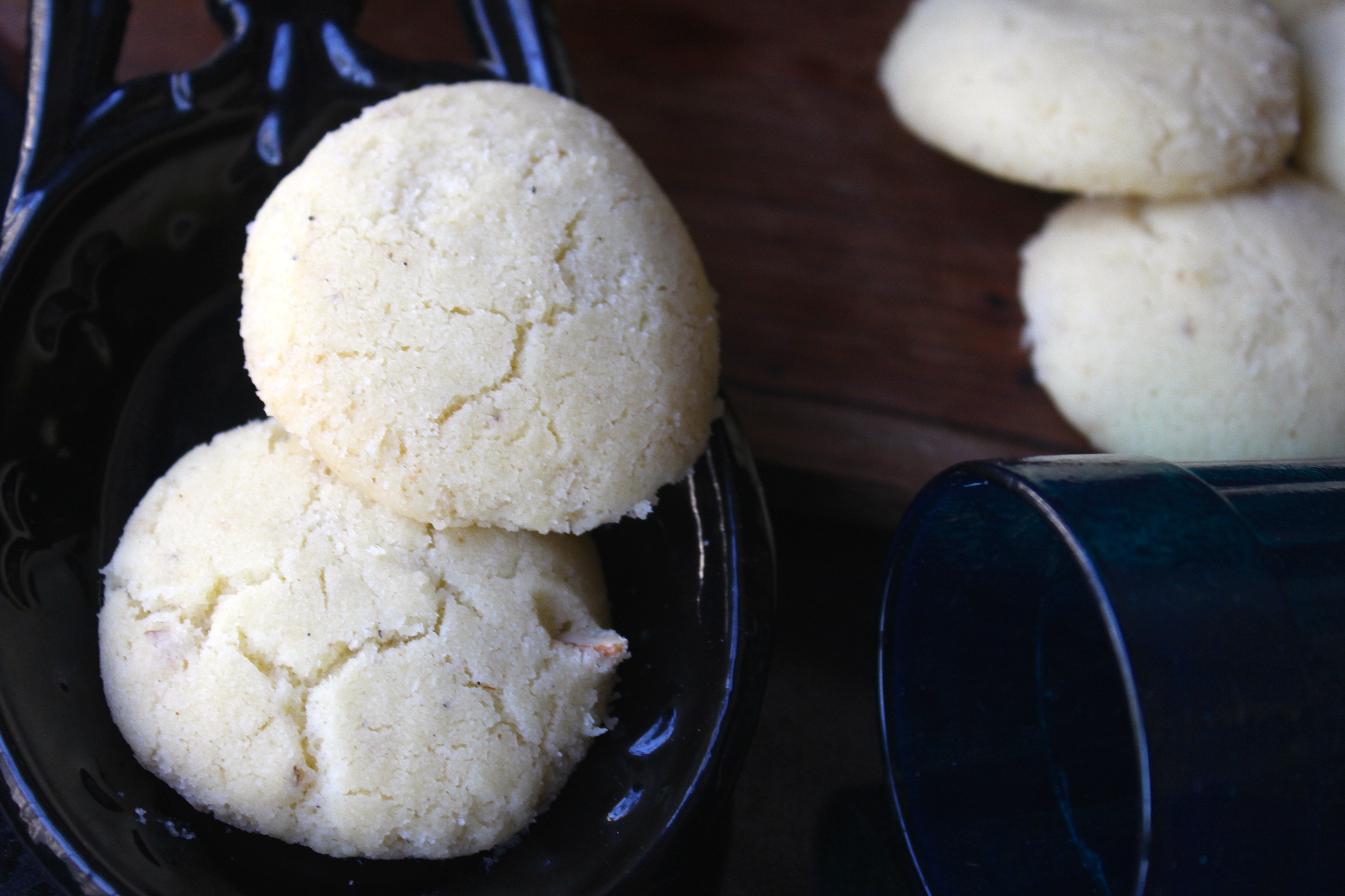 Nankhatai/Indian Shortbread Biscuits/Indian Cookies