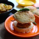 Bhajia Pav (a lipsmacking Mumbai Street Food)