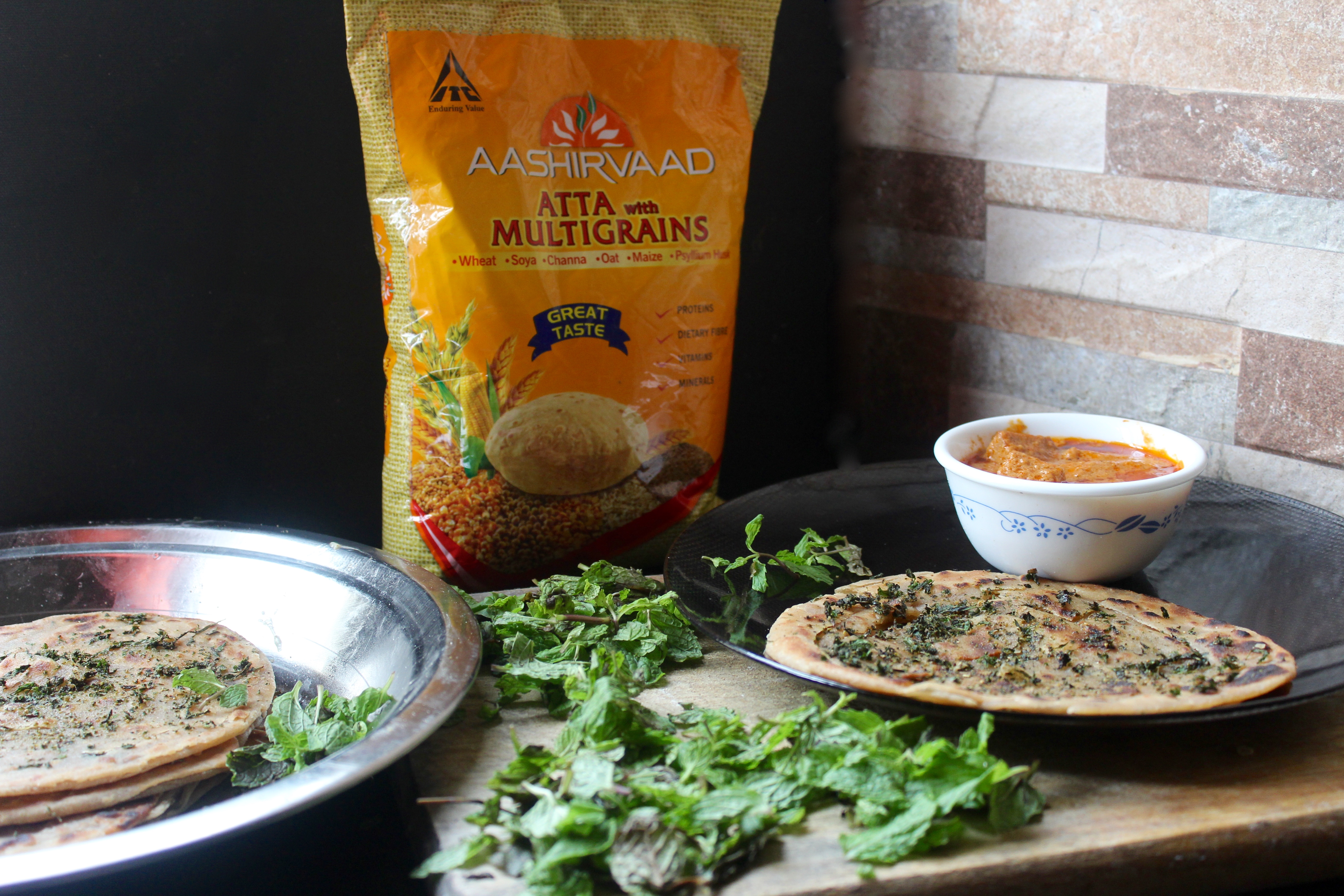 Pudina Laccha Paratha (Mint Leaves Paratha) – Made with Aashirvaad Multigrain Aata