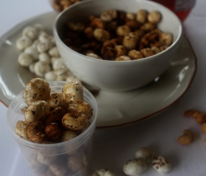 Masala Makhana for Navratri (A spiced Cashew and Foxnut mix)