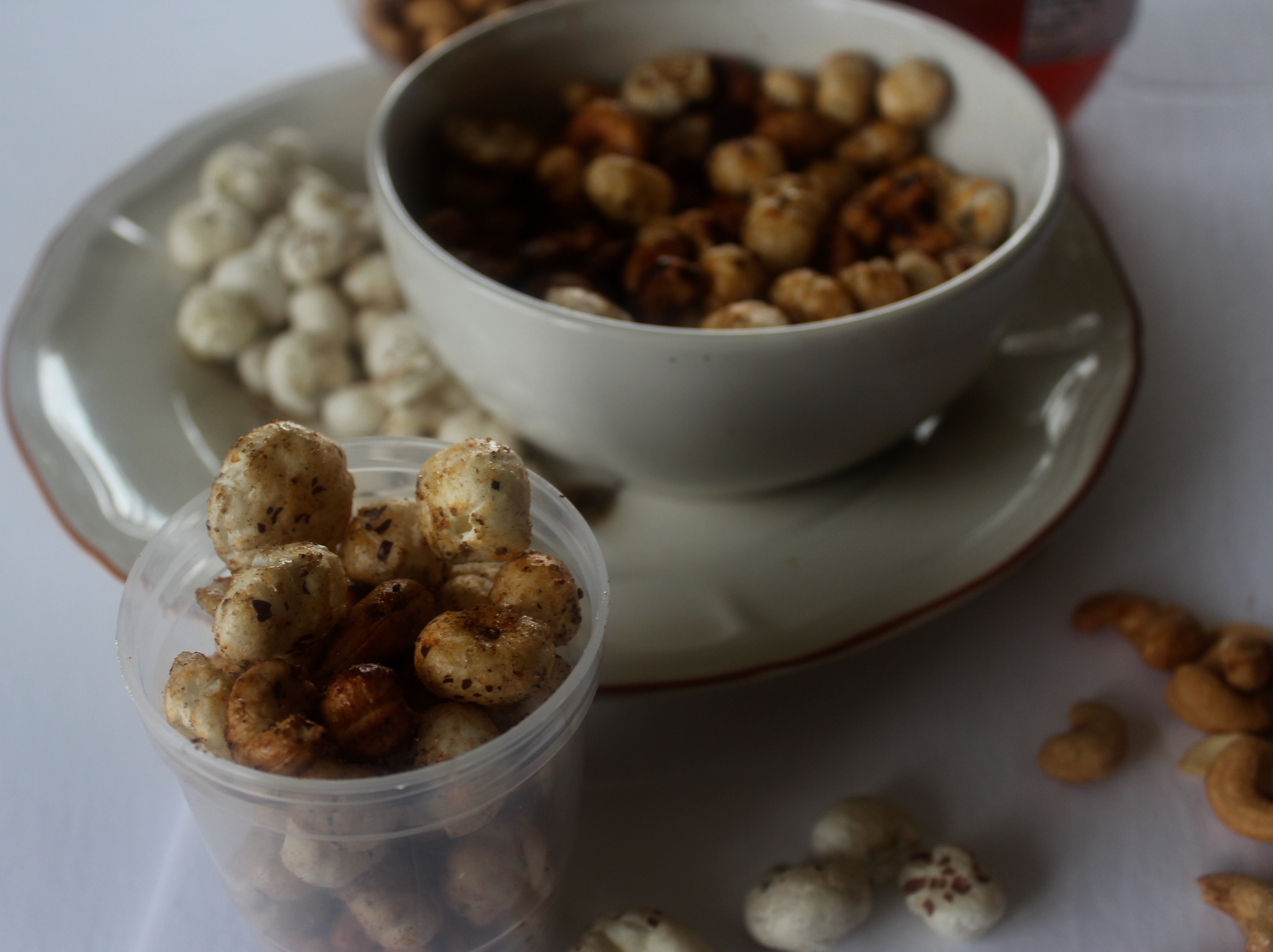 Masala Makhana for Navratri (A spiced Cashew and Foxnut mix)